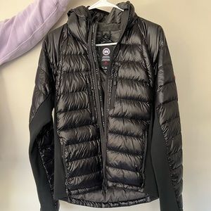 Canada Goose HyBridge Lite Tech Down (Black / Men Medium)